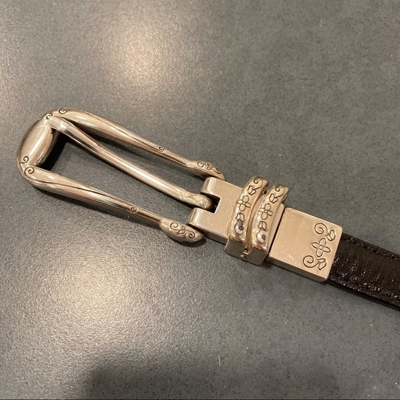 Womens medium black brown reversible leather belt with silver tone links buckle - Picture 9 of 16